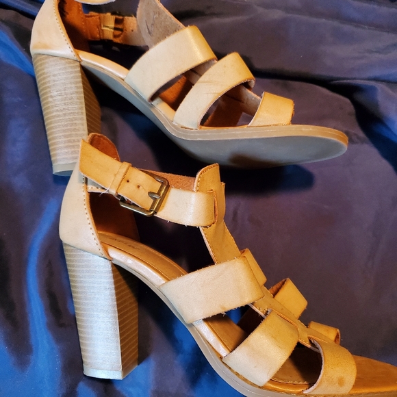Women's sandals with 4 inch block heels - Picture 3 of 3